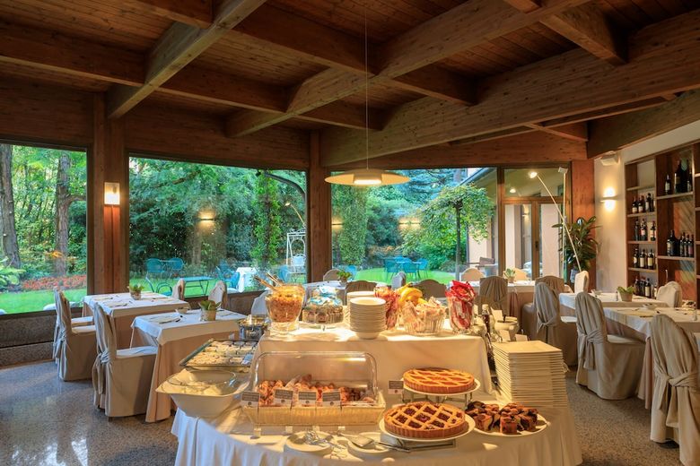Brianteo Hotel And Restaurant