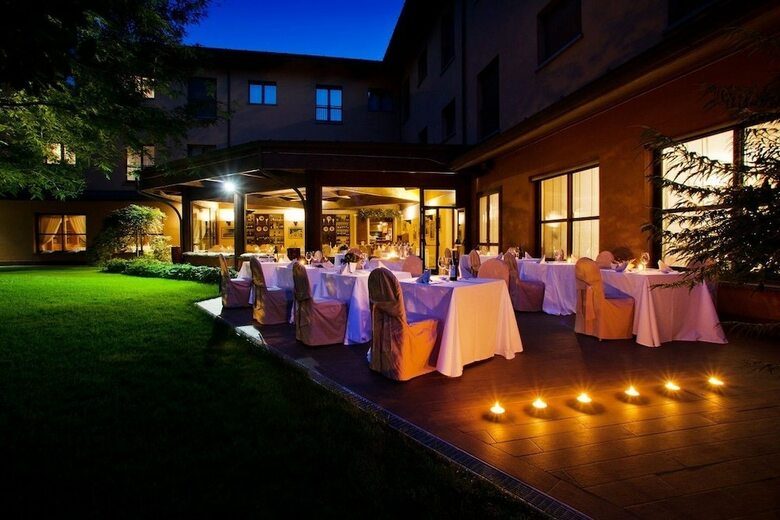 Brianteo Hotel And Restaurant
