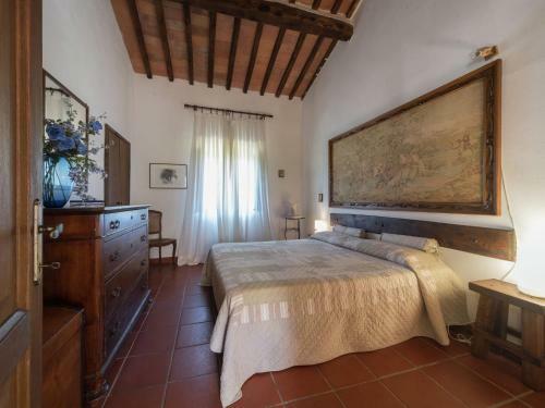 Luxurious Holiday Home In Sasso Pisano With Shared Pool