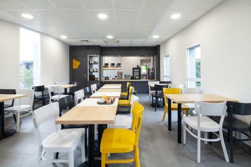 Hotel B&B H�tel Saint-witz