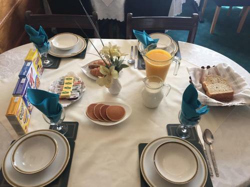 Hostal Fortuna House Hotel