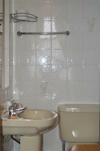 Hostal Fortuna House Hotel