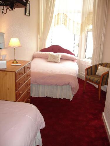Lyric Hotel