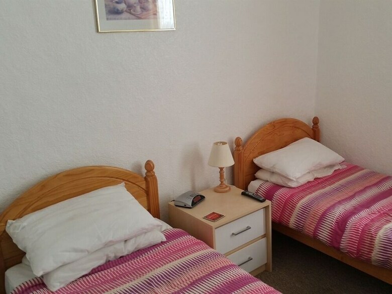 Hostal Morrisy House