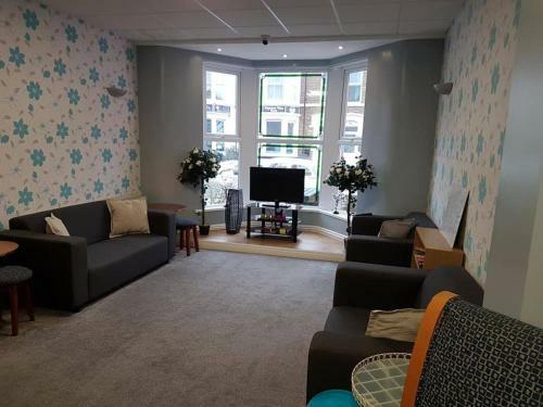 Hostal Denville Hotel