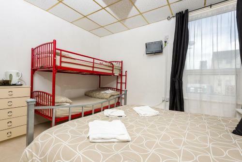 Canberra Hotel