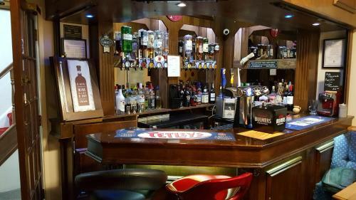 Hostal The Beverley Hotel