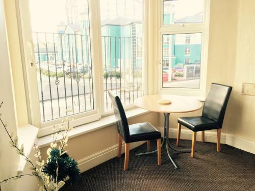 Hostal Henson Hotel Pleasure Beach