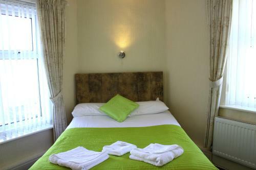 Hostal Henson Hotel Pleasure Beach