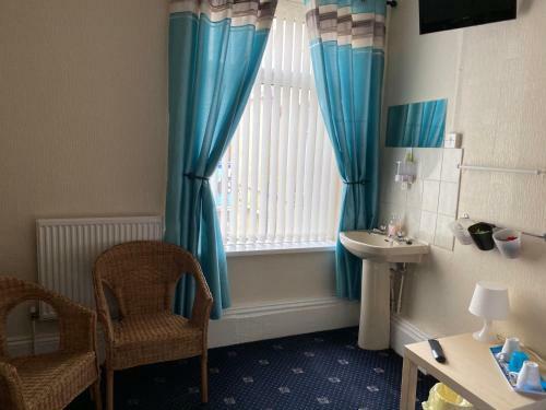 Kingsway Hotel