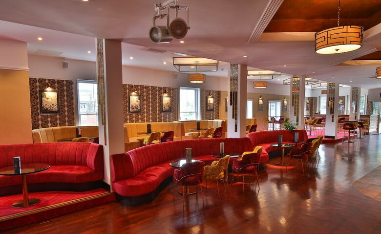 Royal Exeter Hotel