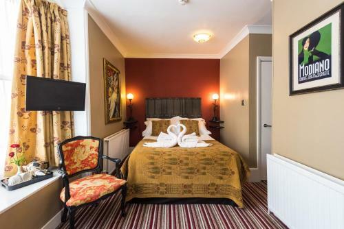 Bed & Breakfast Paskins Town House