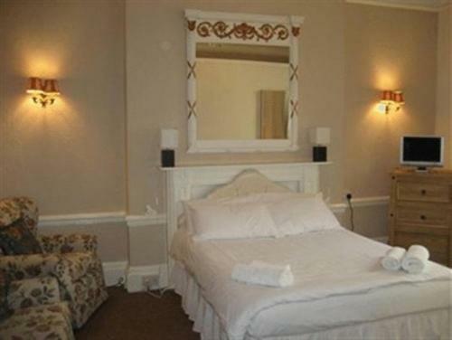 The Queensbury Hotel
