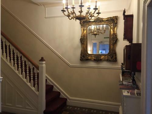 Bed & Breakfast Chester House Guest House