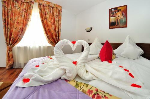 Hostal Roua Voronetului
