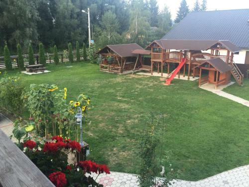 Hostal Roua Voronetului
