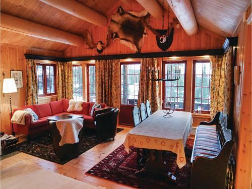 Five-bedroom Holiday Home In Lillehammer