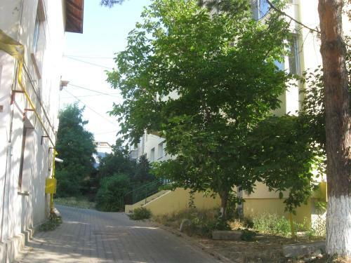 Lary Apartment