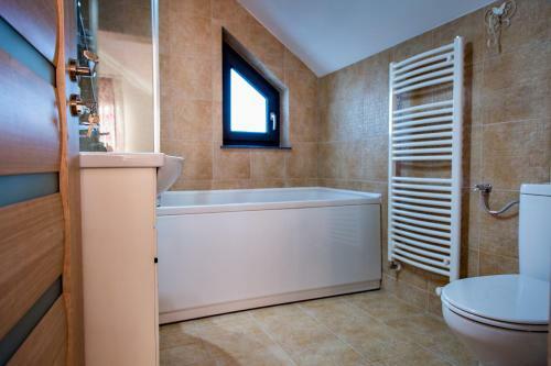 Hostal Pensiunea Agroturistica Floare De Camp