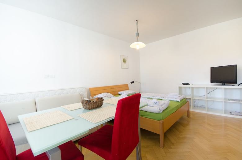 Hostal Rooms Sincere 1830