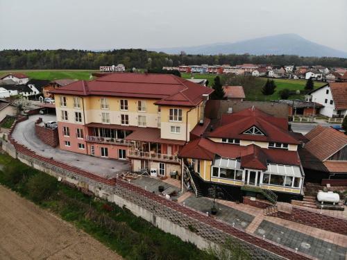 Hotel Vila Emei