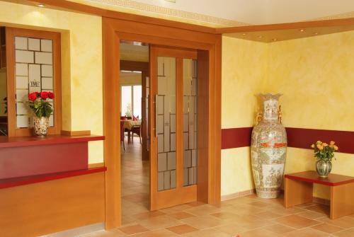 Hotel Vila Emei
