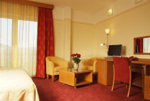 Hotel Vila Emei
