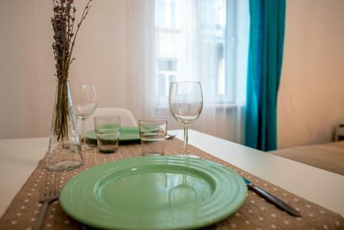 Art Apartments