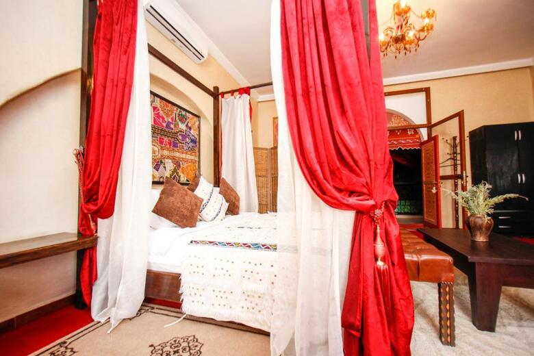 Hostal Kasbah Ait Oumghar