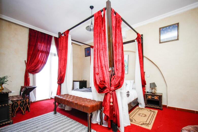 Hostal Kasbah Ait Oumghar