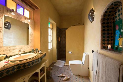 Riad Emotion