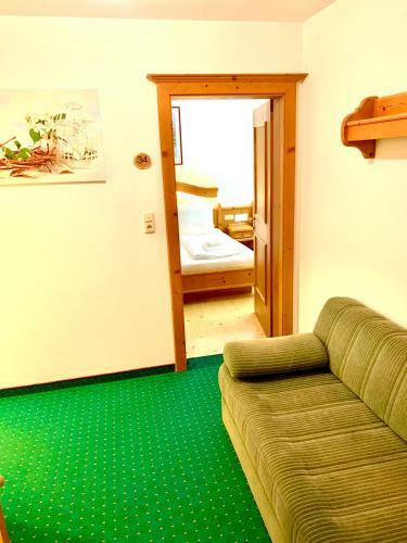 Hotel Gutshof Zum Schluxen