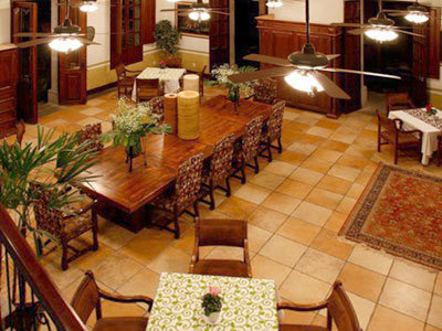Los Abolengos, Grand Class Casona Hotel