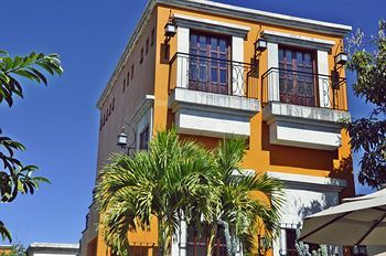 Los Abolengos, Grand Class Casona Hotel