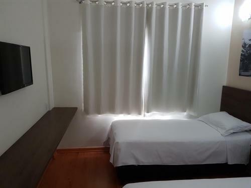 Hotel Pit Stop Oliveira