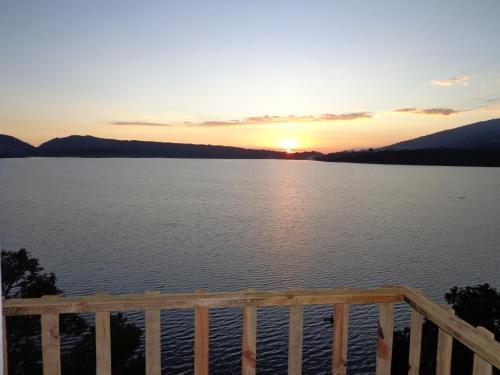 Hotel Caba�as Zirahu�n Cuin