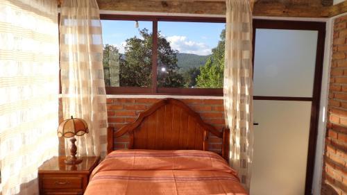 Hotel Caba�as Zirahu�n Cuin