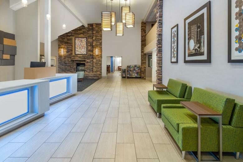 Hotel Holiday Inn Express & Suites Wheat Ridge-denver West
