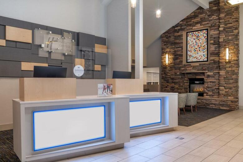 Hotel Holiday Inn Express & Suites Wheat Ridge-denver West