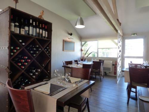 Hotel Kyriad Marseille Gemenos