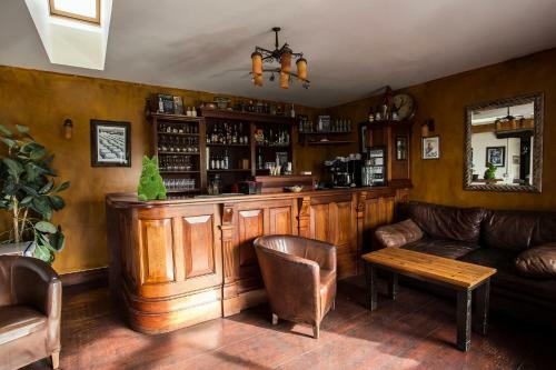 Bed & Breakfast Maddens Bridge Bar, Restaurant & Guesthouse