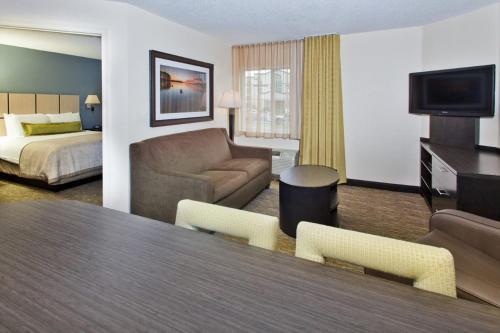 Hotel Candlewood Suites Birmingham