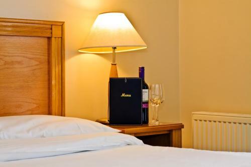 Waterford Marina Hotel