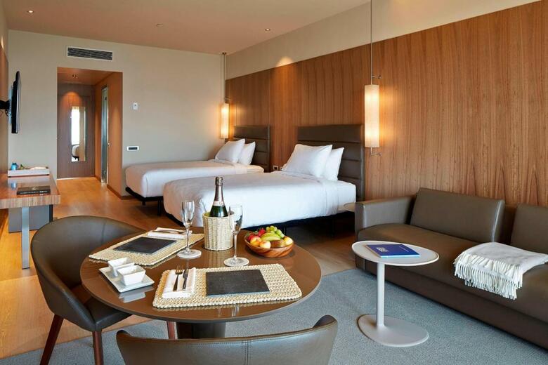 AC Hotel Diagonal L�illa