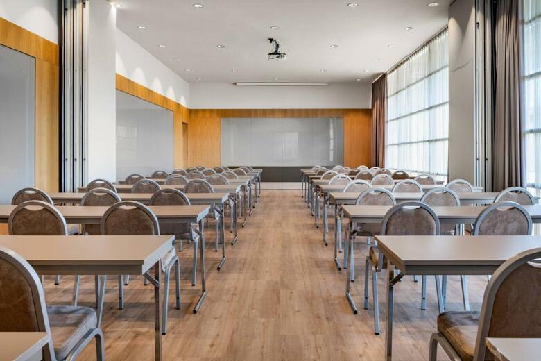 AC Hotel Diagonal L�illa