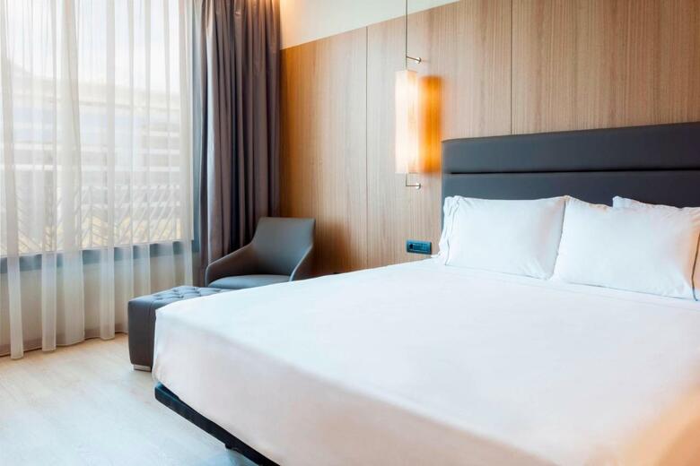 AC Hotel Diagonal L�illa