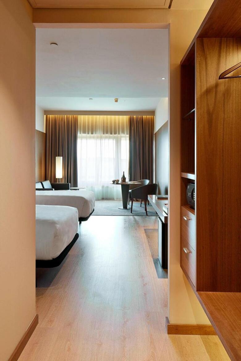 AC Hotel Diagonal L�illa