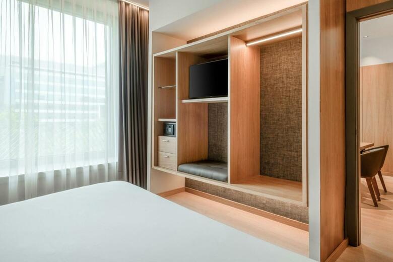 AC Hotel Diagonal L�illa