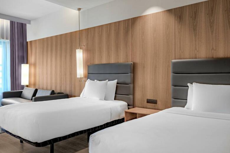 AC Hotel Diagonal L�illa