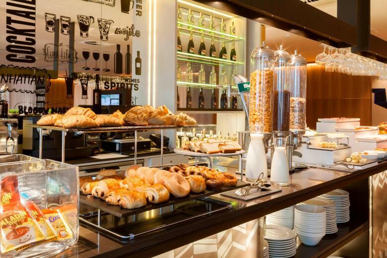 AC Hotel Diagonal L�illa